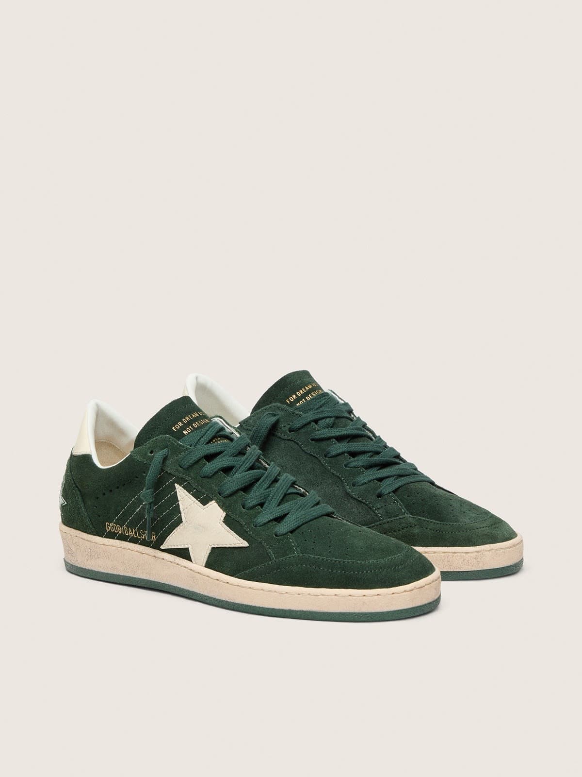 Golden Goose - Ball Star Feminino de suede verde com estrela e tal&atilde;o de couro branco in 
